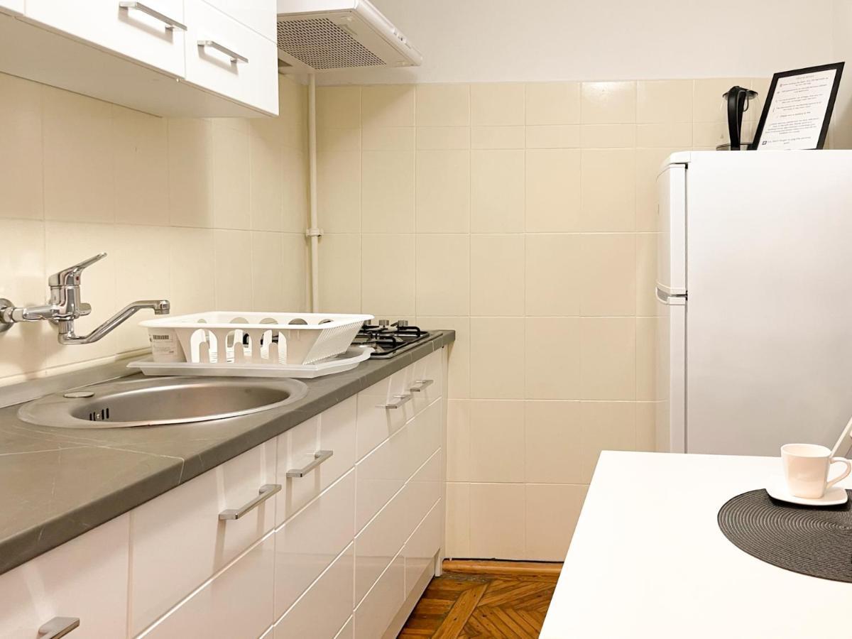 White Moon Apartment ブラショフ エクステリア 写真